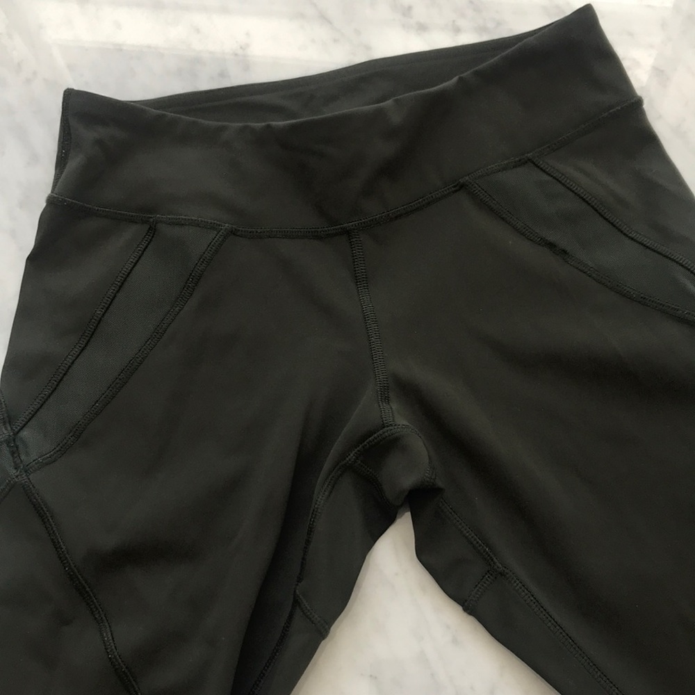 Lululemon cropped leggings 6